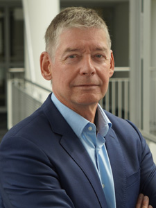 Dr. Frank Schmidt